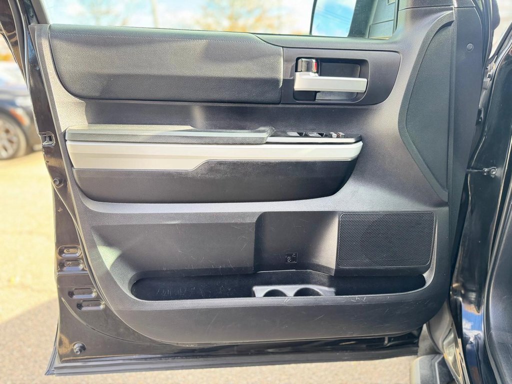 Used 2021 Toyota Tundra SR5 w/ Trail Edition image 12