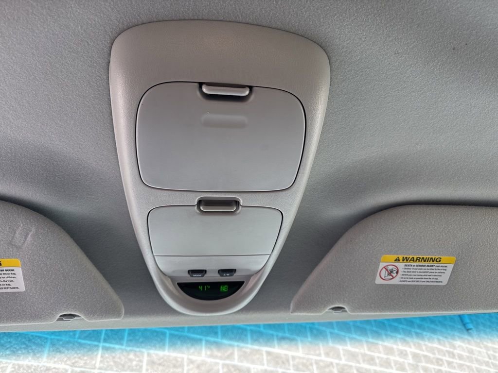 Used 2002 Ford F350 Lariat image 29