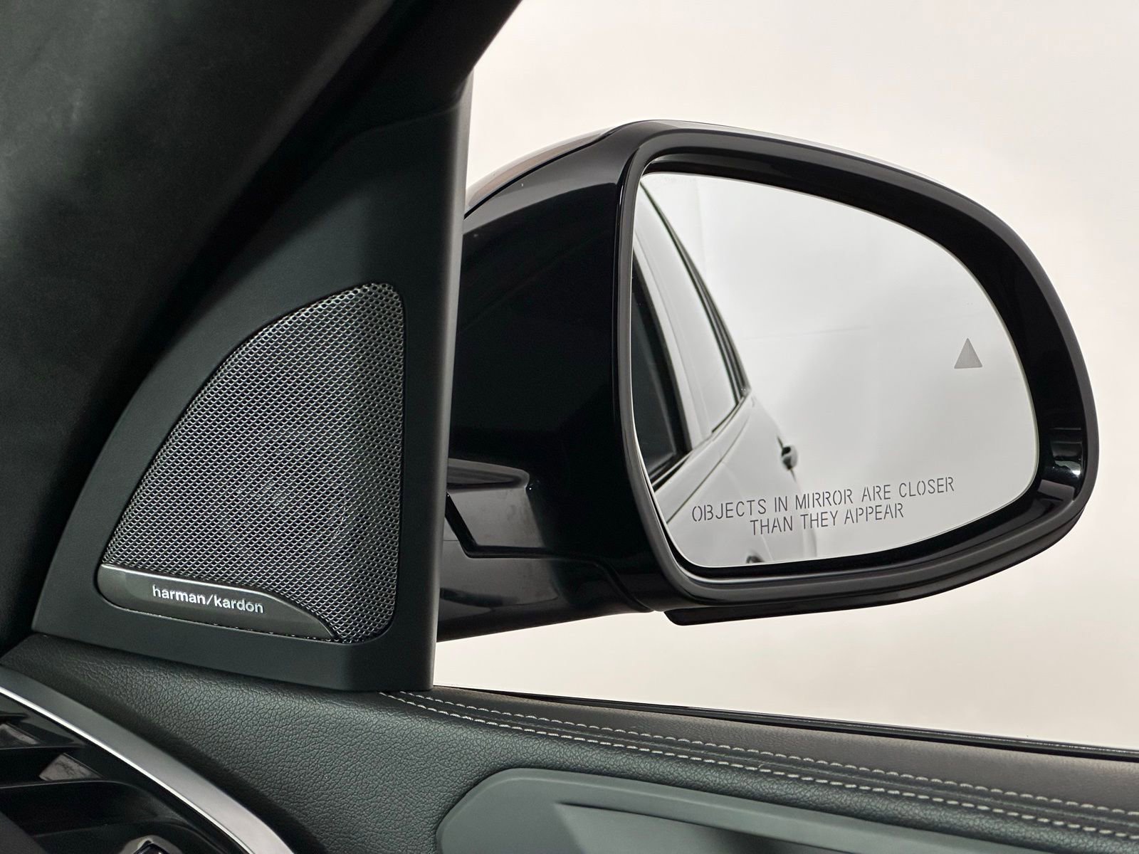 Used 2020 BMW X7 xDrive40i w/ M Sport Package image 28