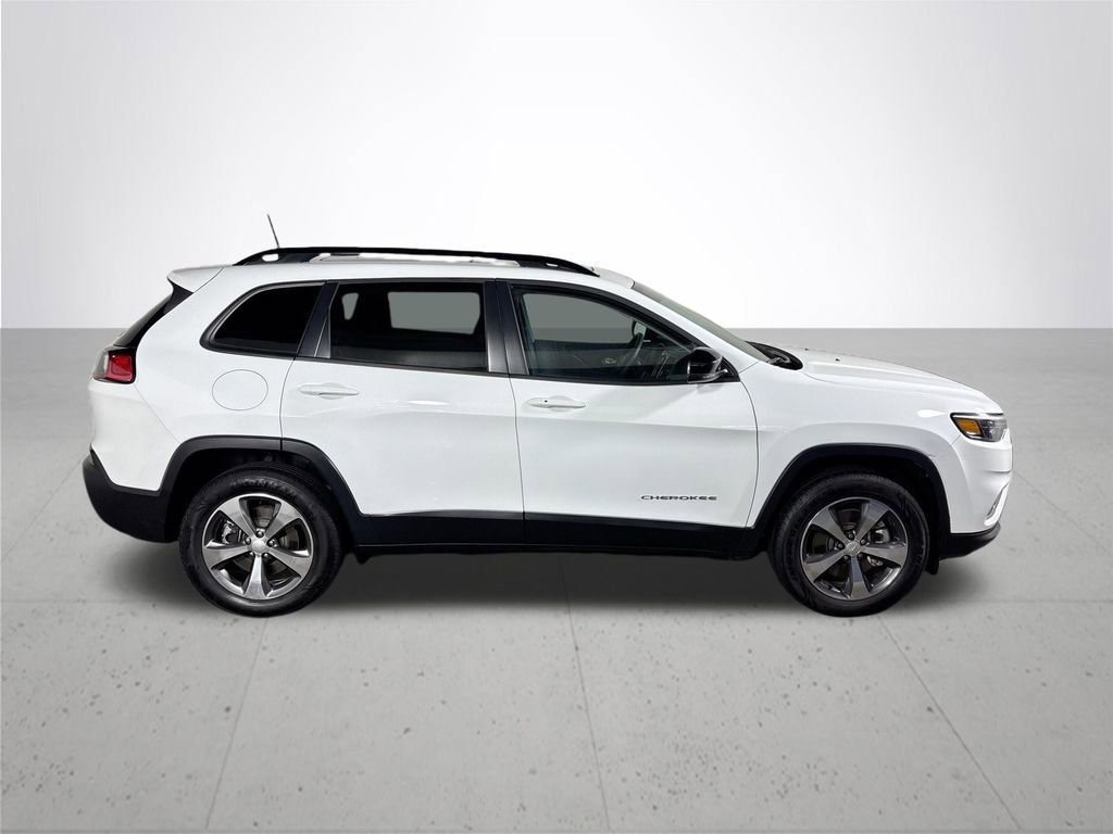 Used 2022 Jeep Cherokee Limited AWD/4WD image 5