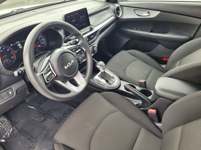 Used 2023 Kia Forte LXS image 7
