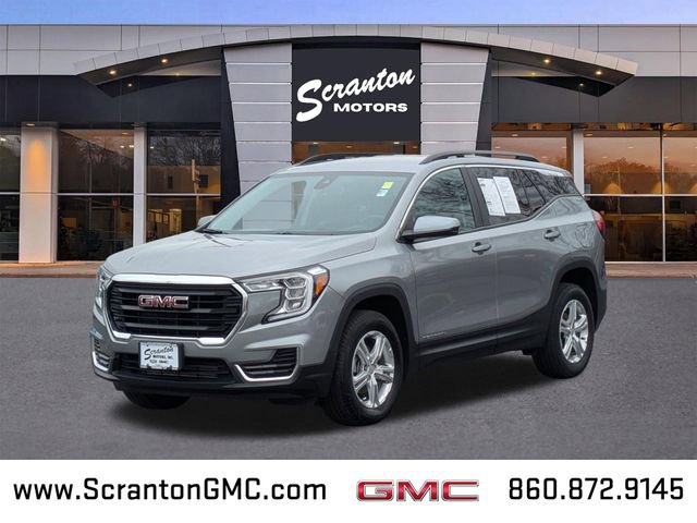 Used 2024 GMC Terrain SLE w/ Driver Convenience Package image 1