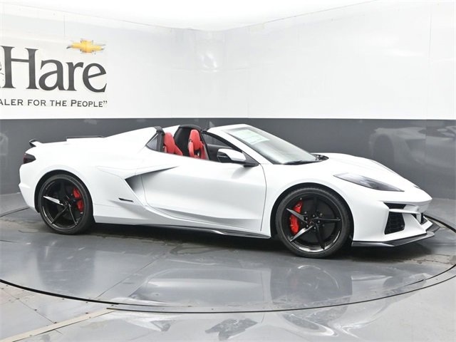 New 2026 Chevrolet Corvette E-Ray w/ Stealth Interior Trim Package image 28