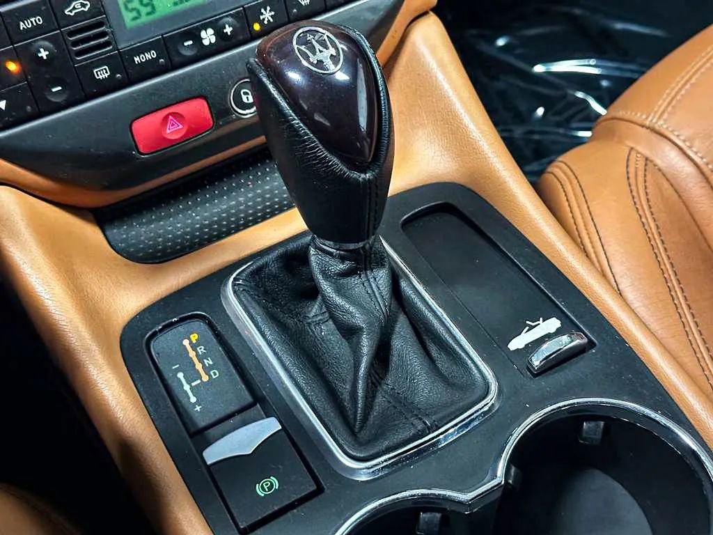 Used 2016 Maserati GranTurismo Sport RWD image 28