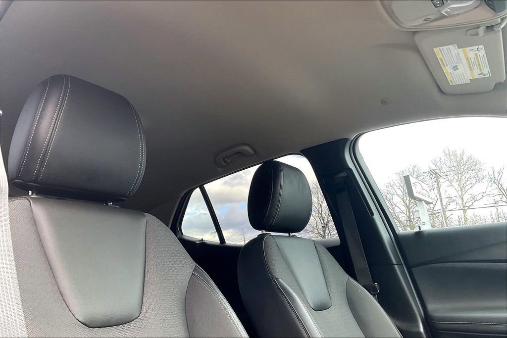 Used 2023 Buick Encore GX Preferred w/ Cold Weather Comfort Package image 21