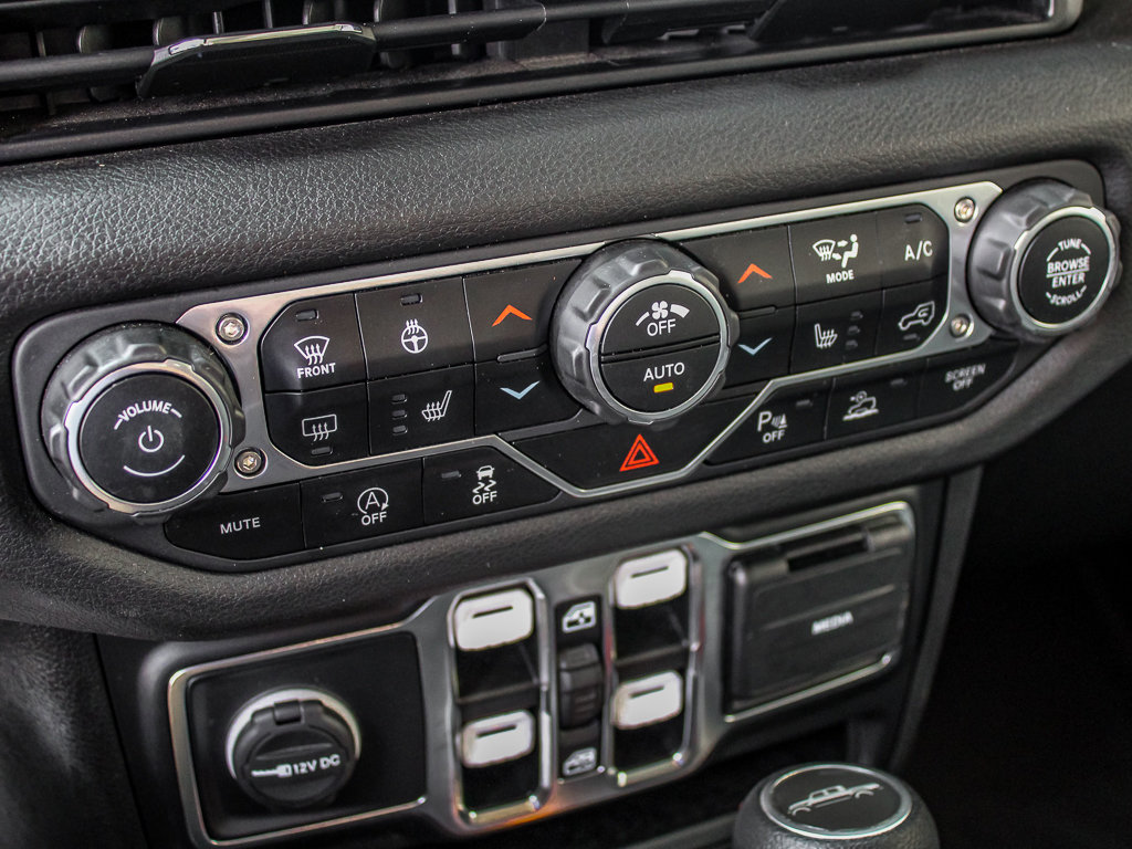 Used 2024 Jeep Gladiator Sport w/ Dual Top Group AWD/4WD image 32