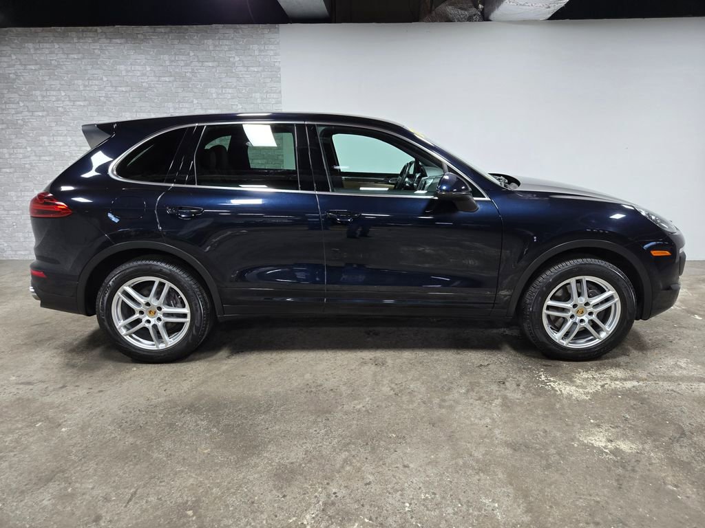 Used 2018 Porsche Cayenne image 3