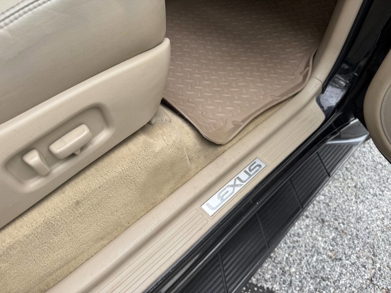 Used 2003 Lexus LX 470 4WD image 74