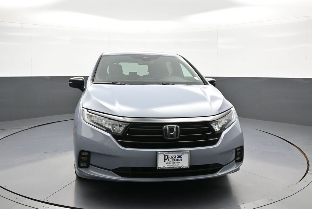 Certified 2024 Honda Odyssey Sport image 2
