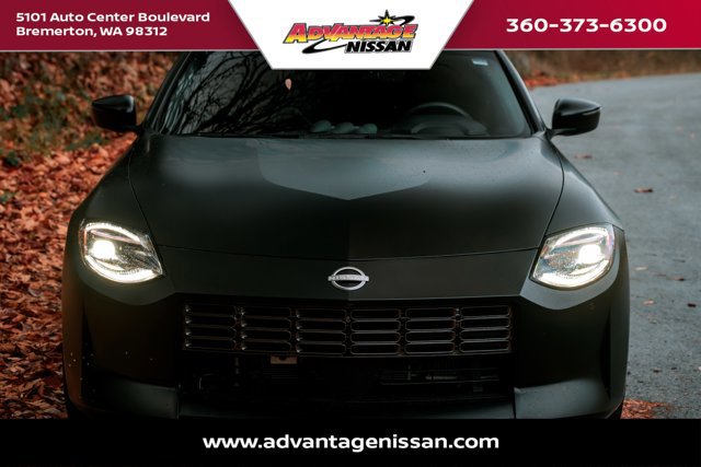 Used 2024 Nissan Z Performance w/ Floor Mat Package RWD image 2