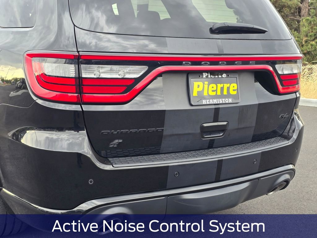 Used 2023 Dodge Durango R/T w/ Tow 'N Go Package AWD/4WD image 8