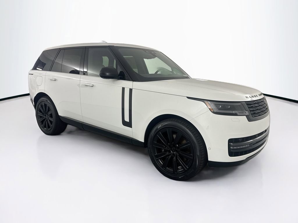 New 2026 Land Rover Range Rover SE image 3