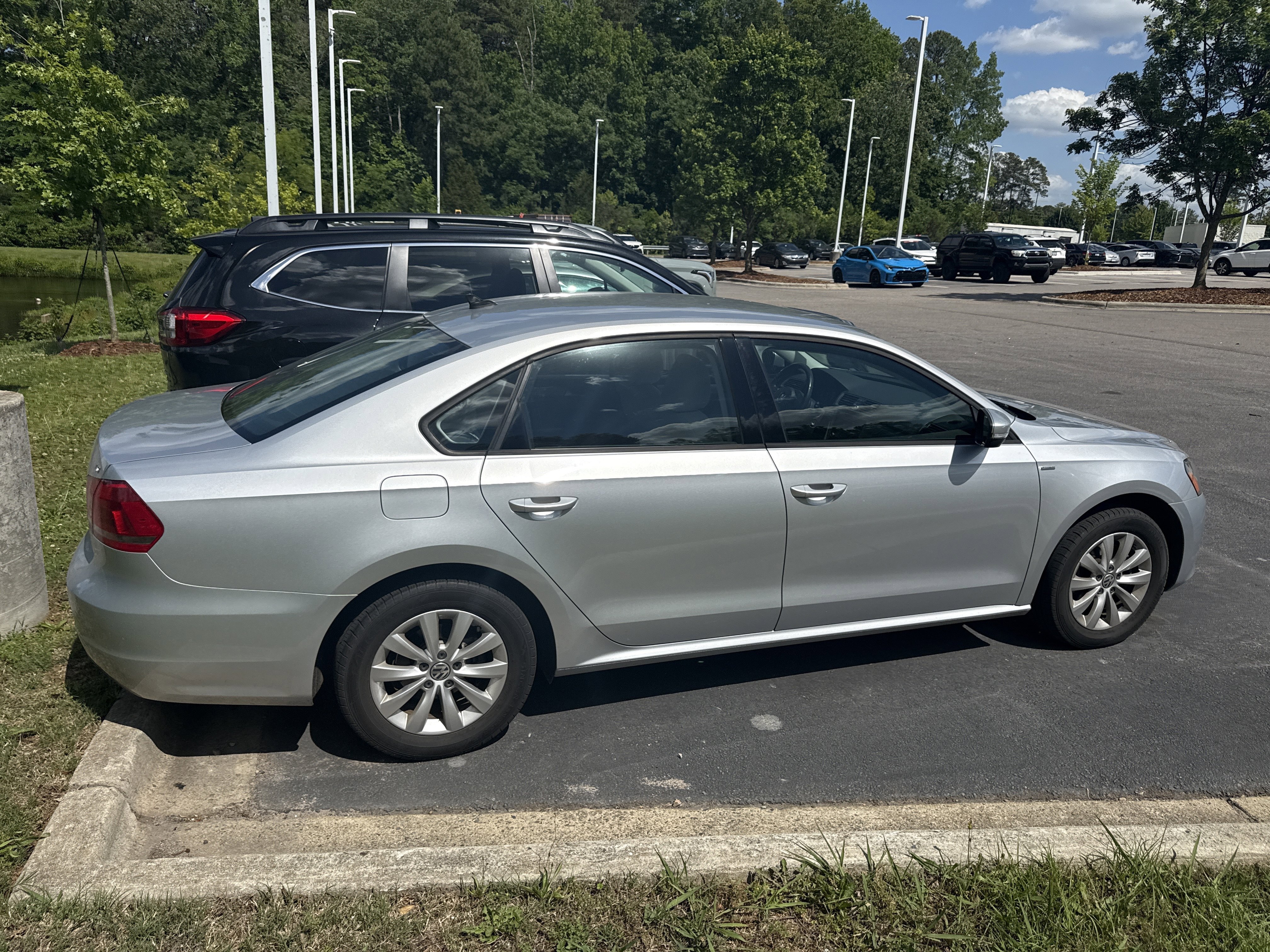 Used 2014 Volkswagen Passat 1.8T Wolfsburg Edition FWD image 7