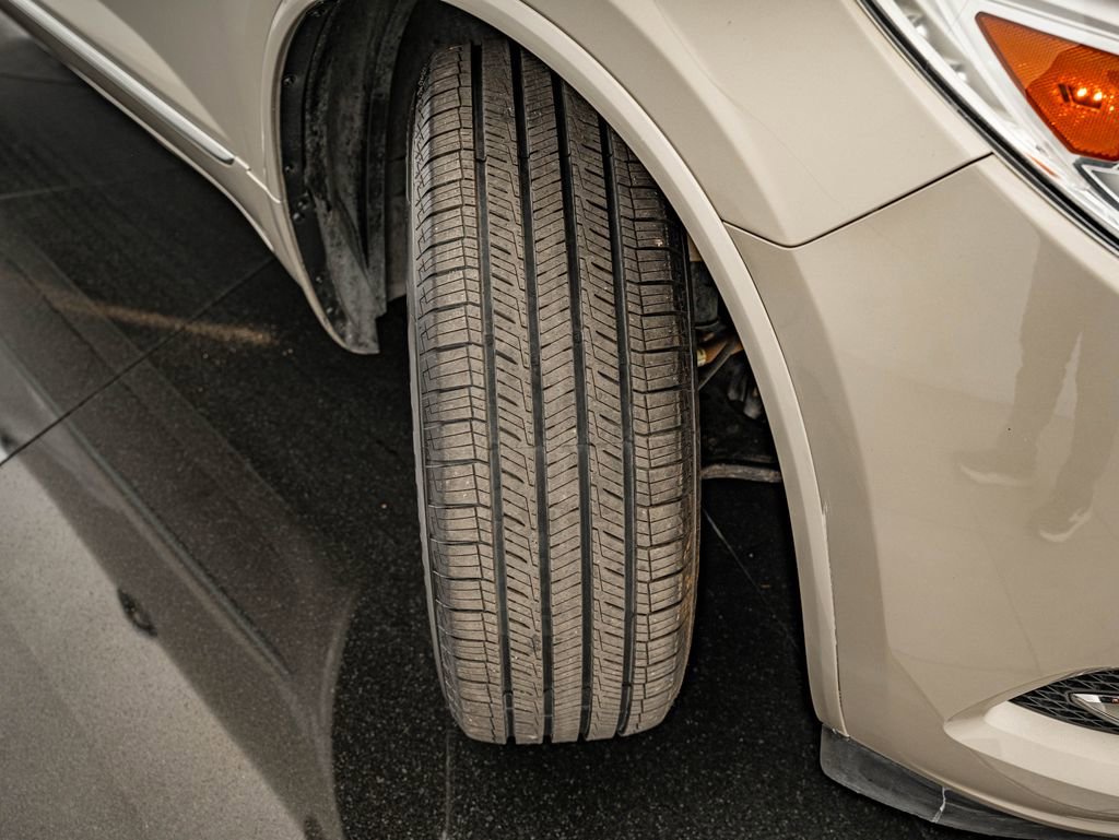 Used 2015 Buick Enclave Premium w/ Trailering Package FWD image 39