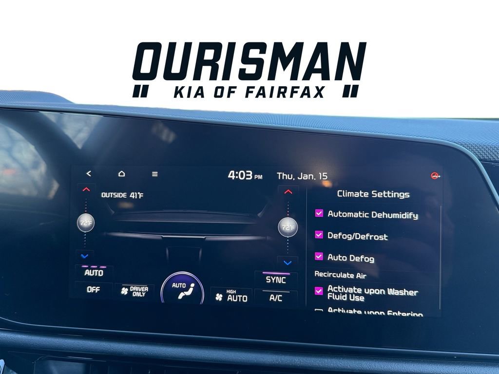 New 2025 Kia Niro SX Touring image 17