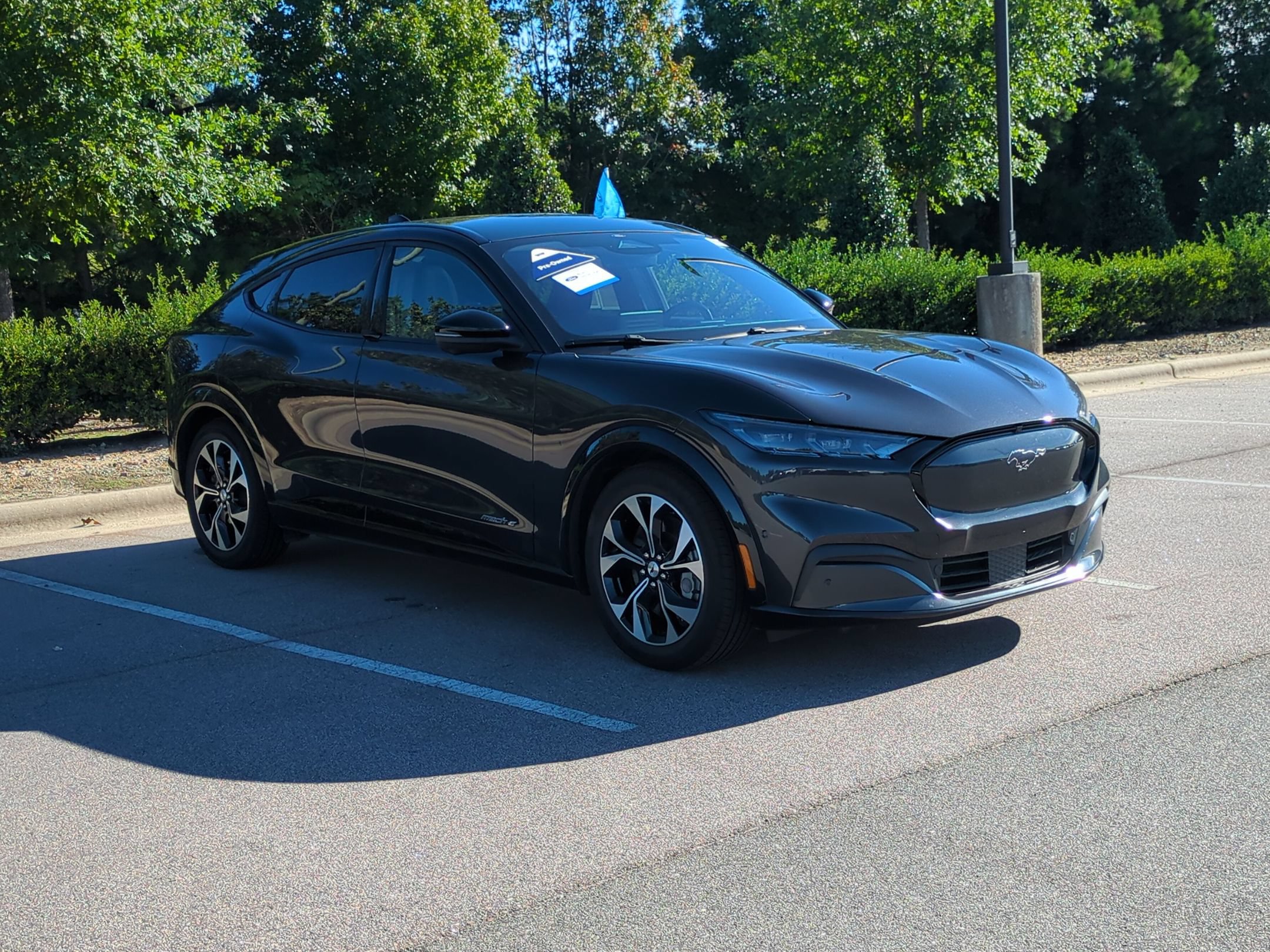Used 2022 Ford Mustang Mach-E Premium RWD image 1