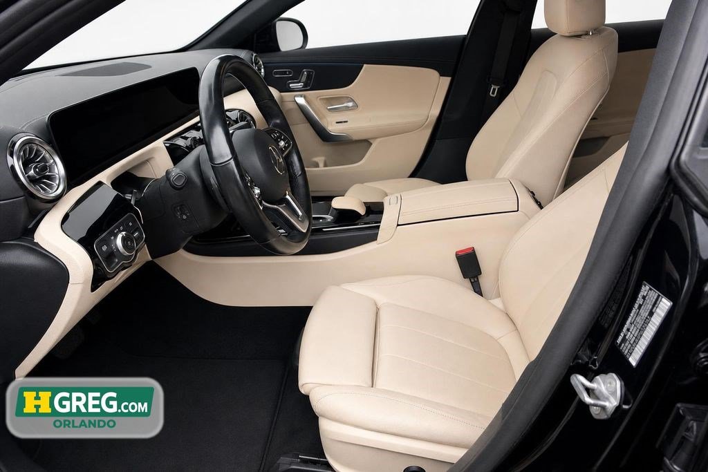 Used 2023 Mercedes-Benz CLA 250 4MATIC w/ Premium Package image 8