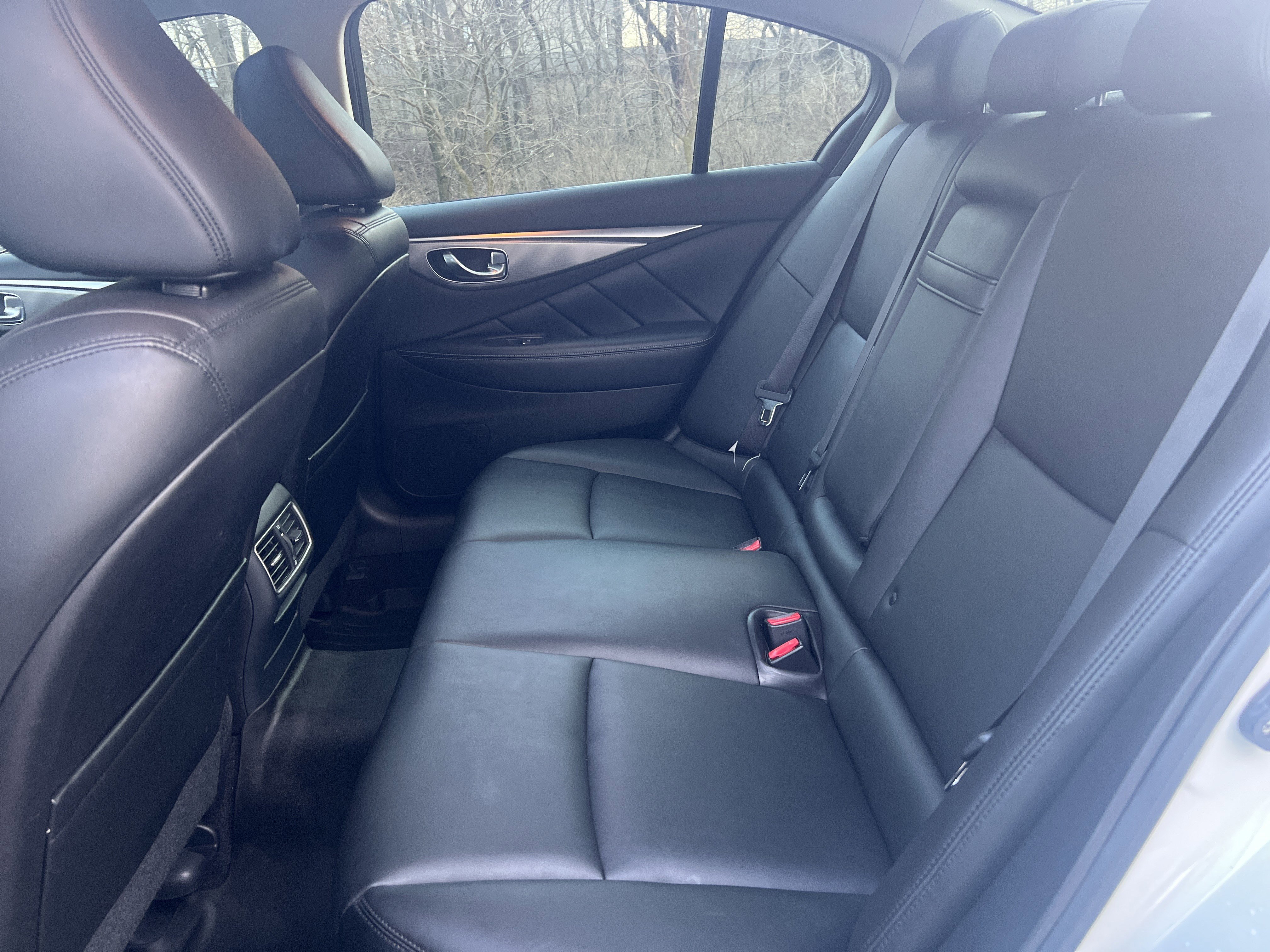 Used 2014 INFINITI Q50 Premium w/ All Weather Package image 29