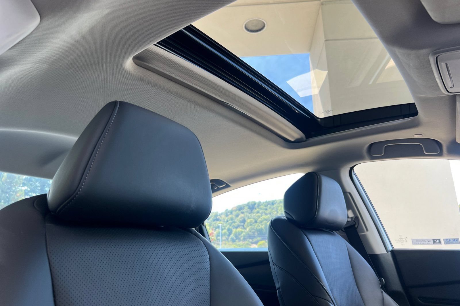 Certified 2023 Honda Accord Touring image 16