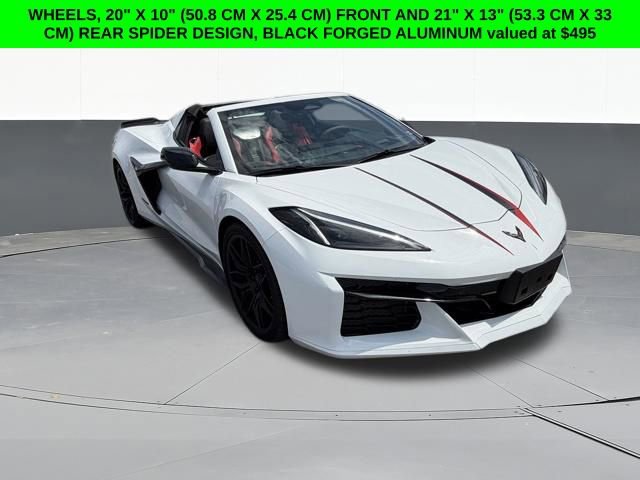 Used 2024 Chevrolet Corvette Z06 RWD image 13