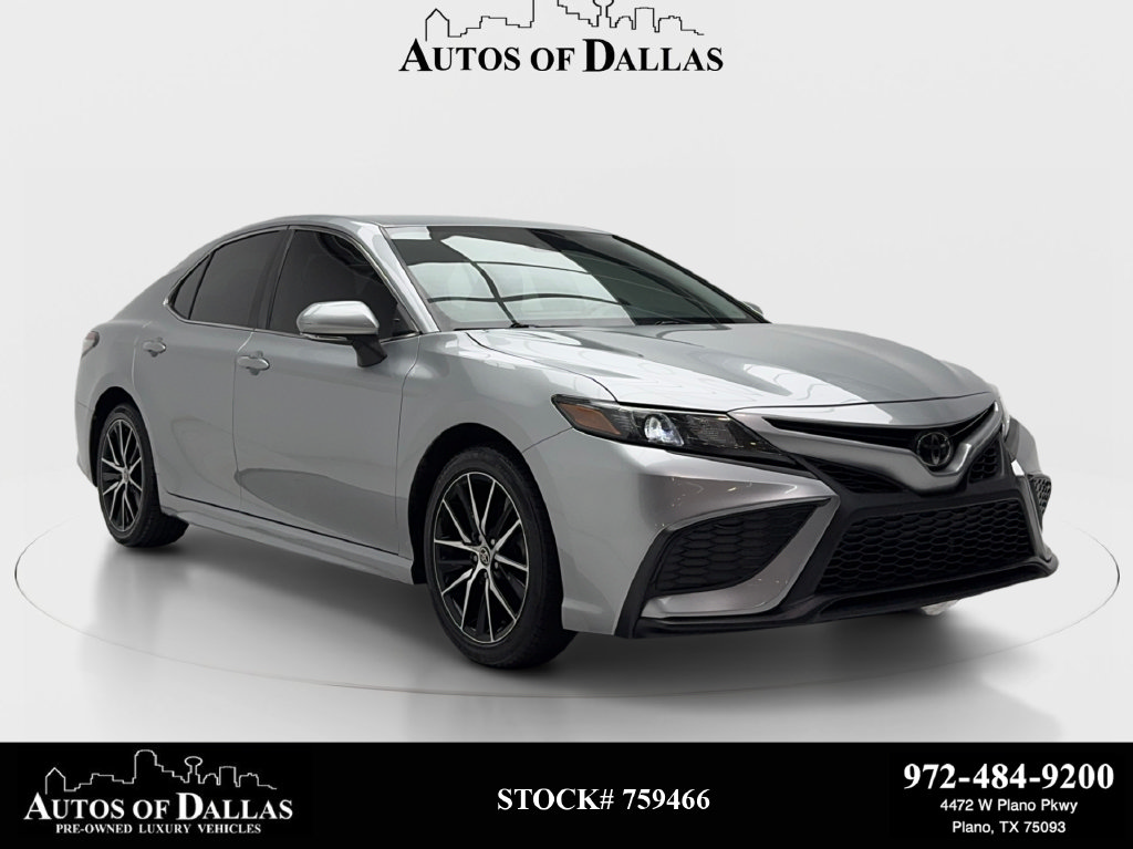 Used 2023 Toyota Camry SE FWD image 1