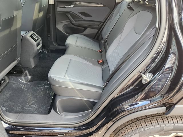 New 2026 Volkswagen Tiguan SE AWD/4WD image 29