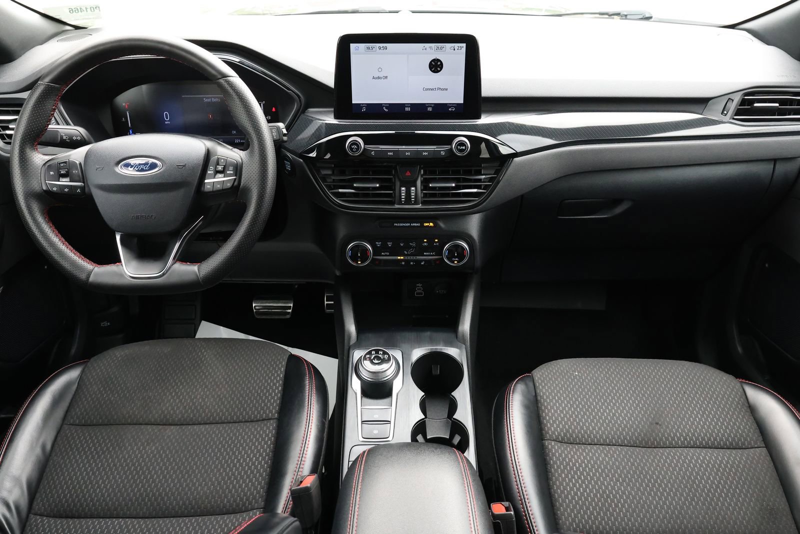 Used 2024 Ford Escape ST-Line AWD/4WD image 2