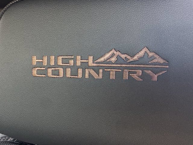 Used 2025 Chevrolet Silverado 1500 High Country AWD/4WD image 29