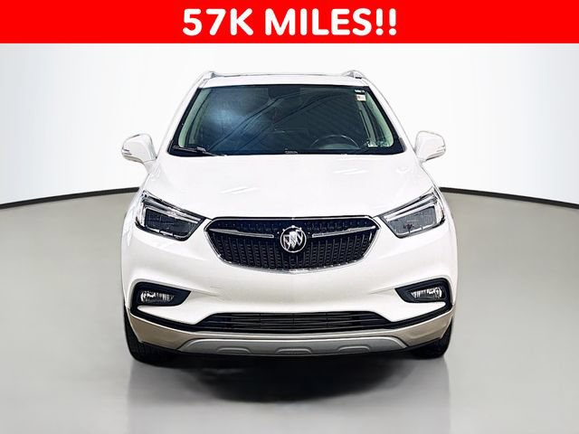 Used 2018 Buick Encore Essence AWD/4WD image 2