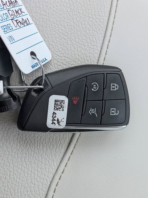 Used 2024 GMC Acadia Denali w/ Super Cruise Package image 35