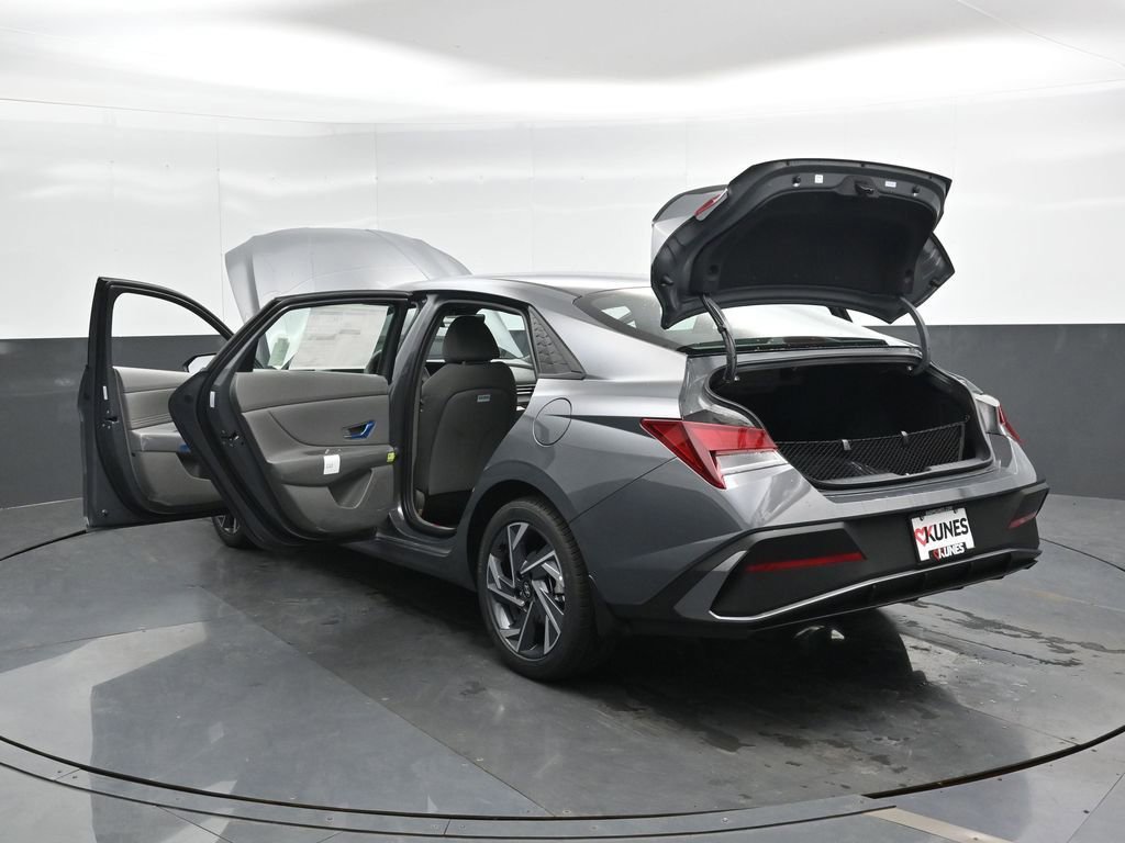 New 2025 Hyundai Elantra Sport image 54