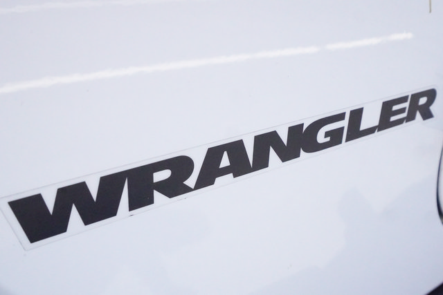 Used 2015 Jeep Wrangler Sport AWD/4WD image 37