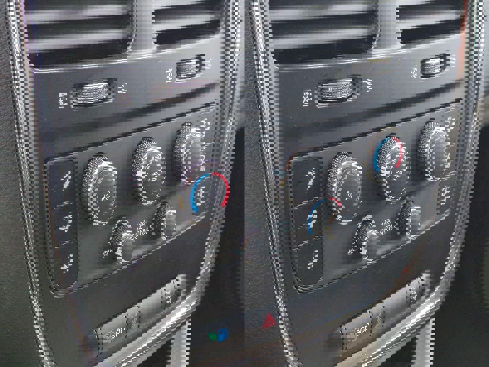 Used 2013 Dodge Grand Caravan SXT image 28