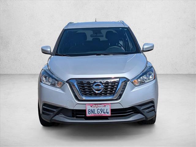 Used 2019 Nissan Kicks SV FWD image 2