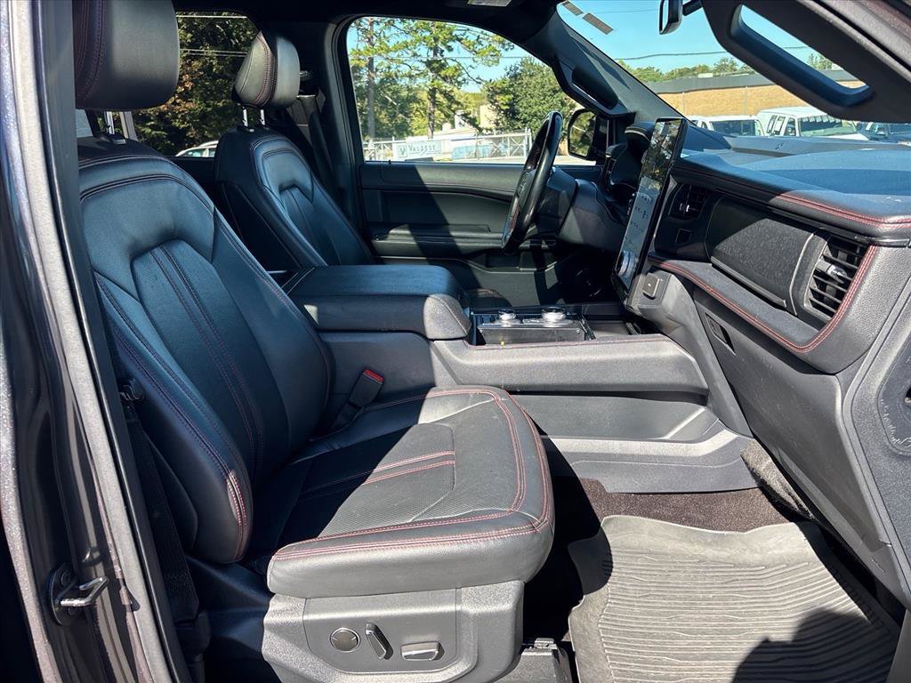 Used 2022 Ford Expedition Limited AWD/4WD image 13