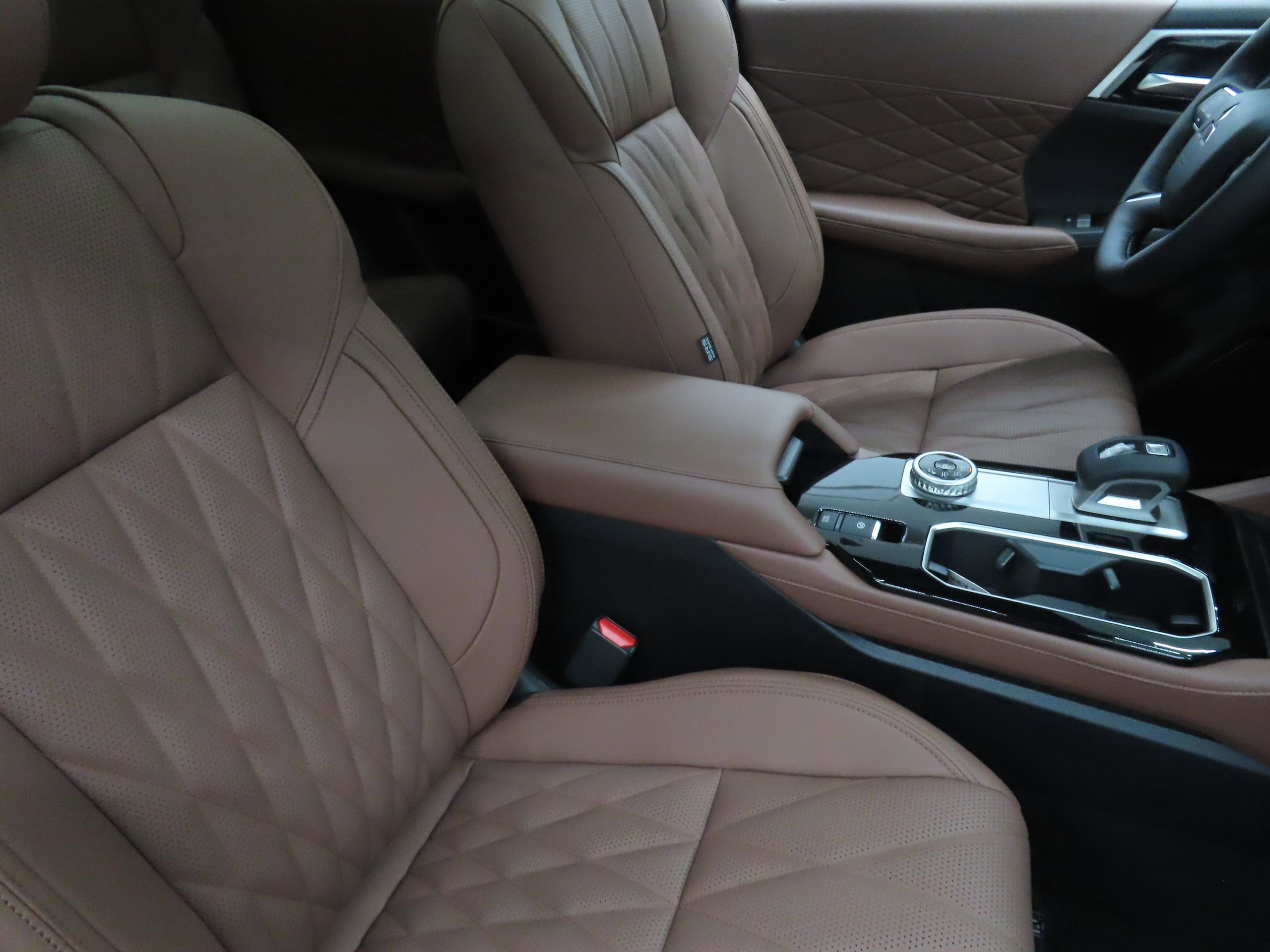 New 2026 Mitsubishi Outlander SEL image 26