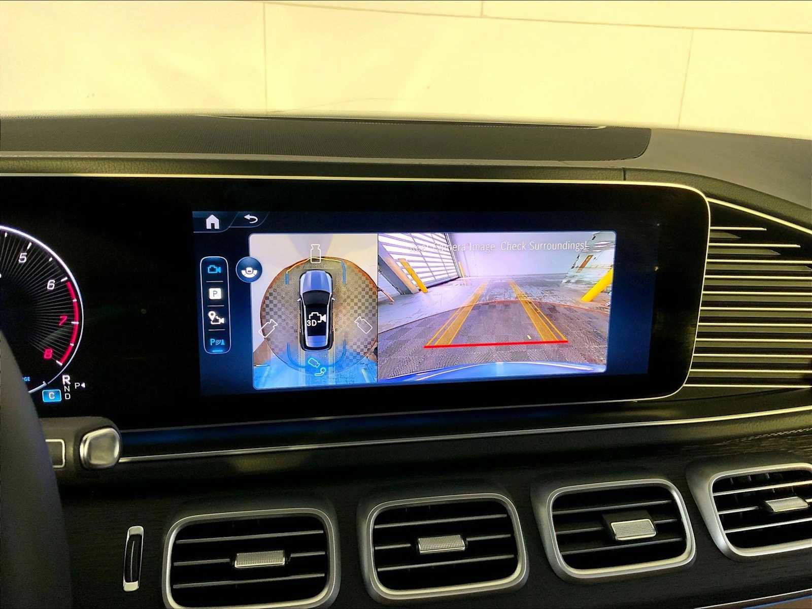 Used 2025 Mercedes-Benz GLE 450 4MATIC image 31