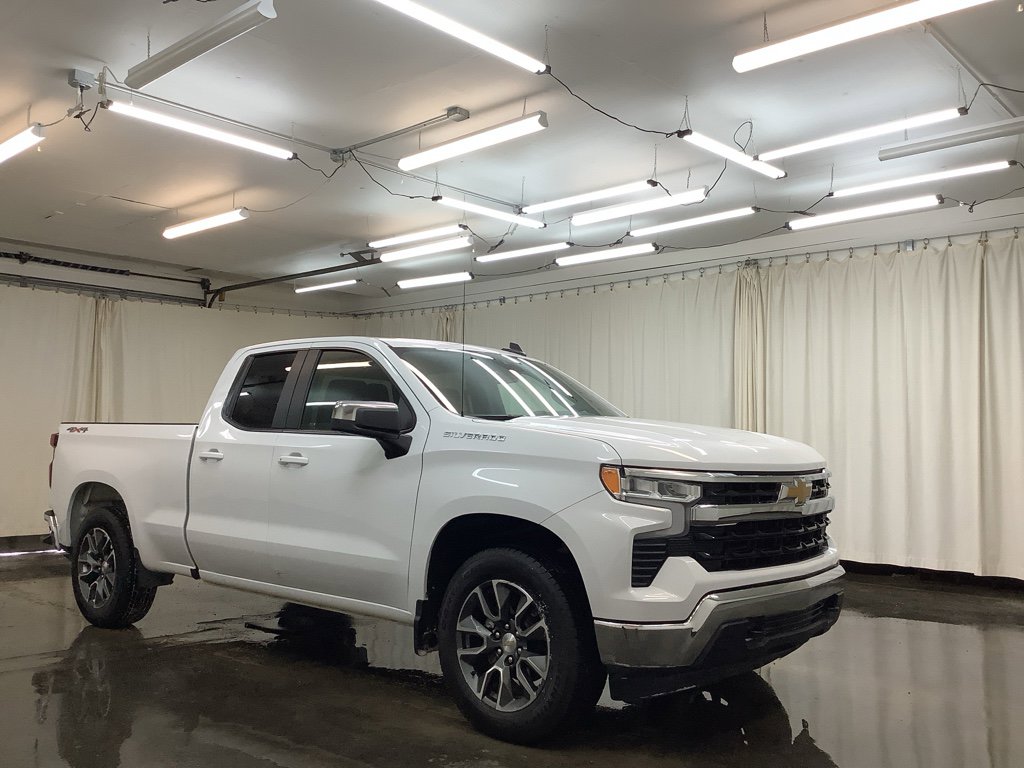 Used 2022 Chevrolet Silverado 1500 LT image 4