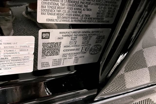 Used 2025 Chevrolet Silverado 1500 RST AWD/4WD image 40