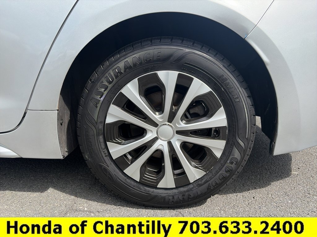 Used 2020 Toyota Corolla LE FWD image 25