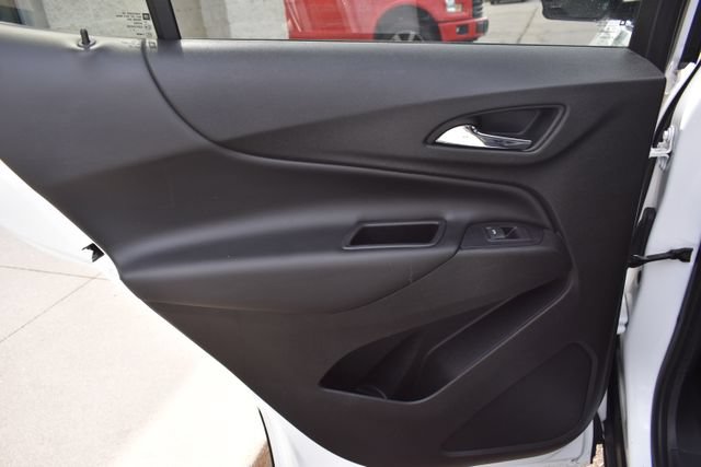 Used 2018 Chevrolet Equinox LT w/ Sun & Infotainment Package FWD image 33