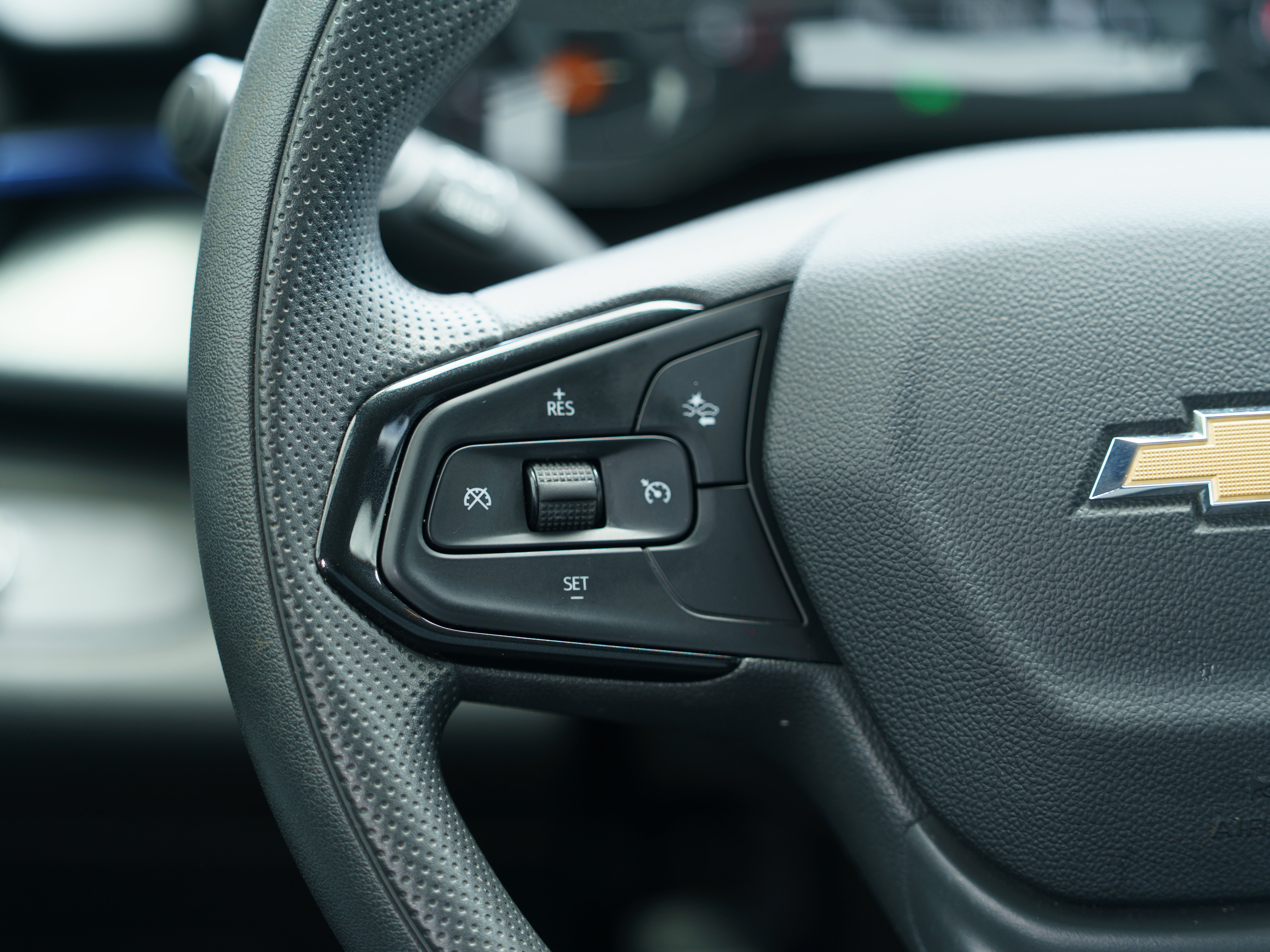 Used 2024 Chevrolet Trax LS FWD image 17
