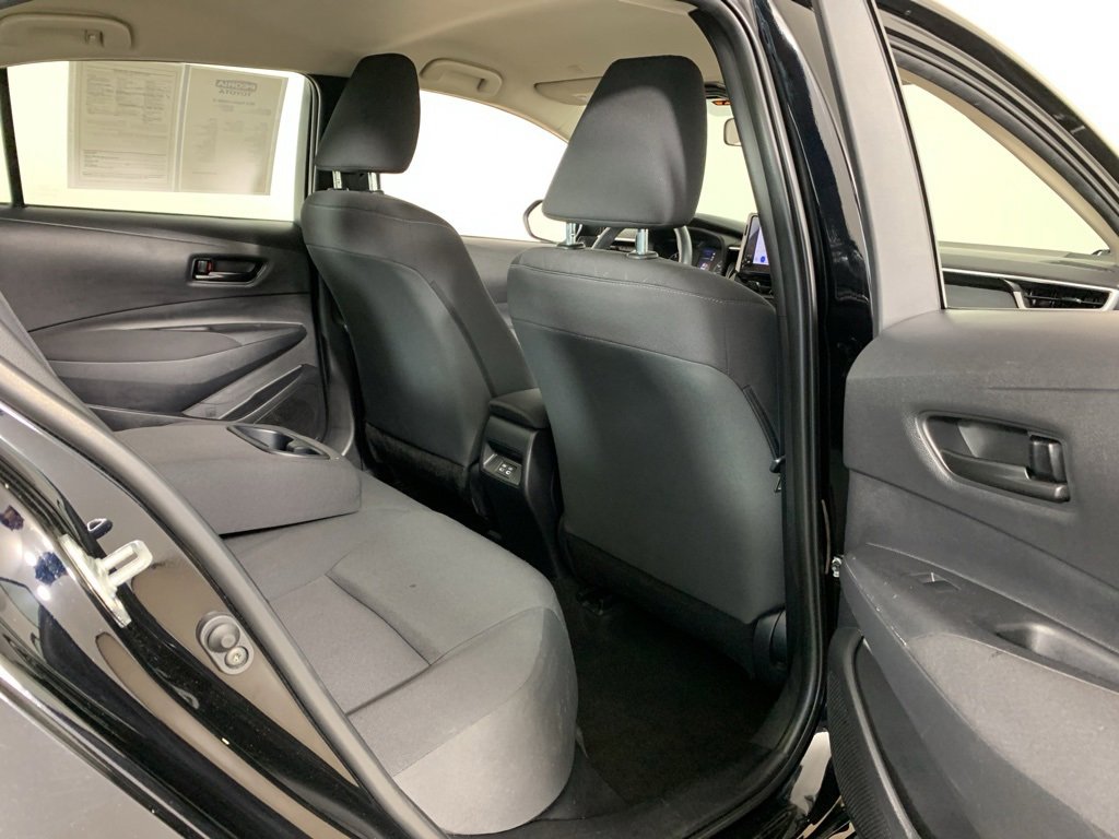 Used 2023 Toyota Corolla LE image 34