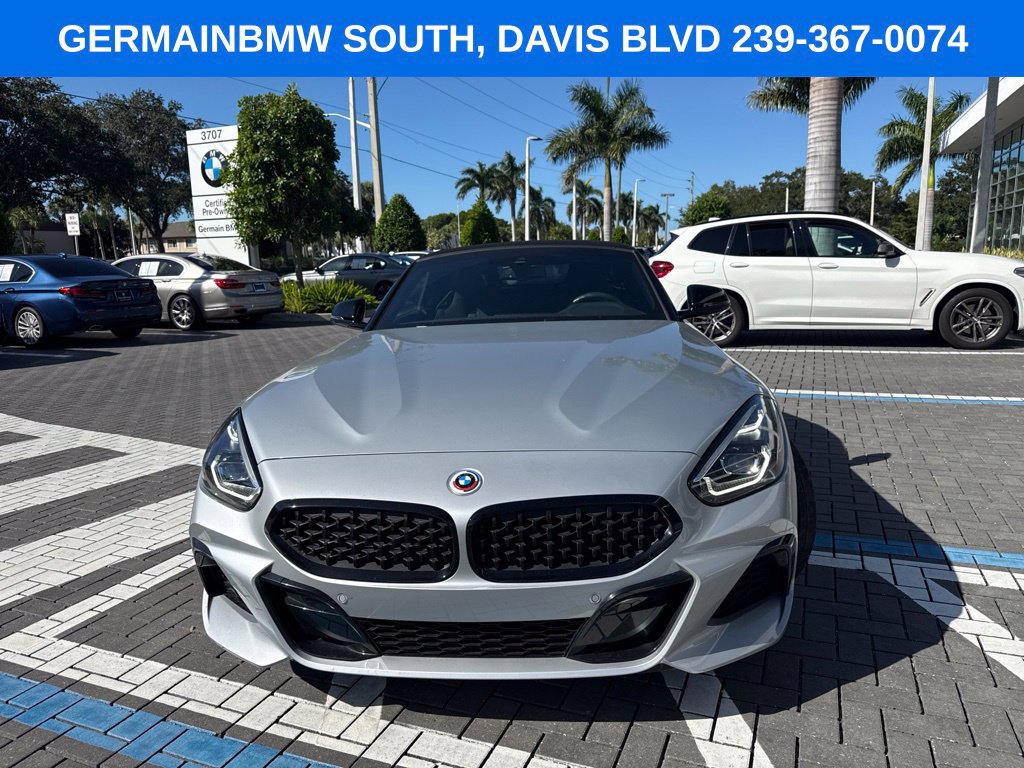 Used 2022 BMW Z4 sDrive30i w/ Premium Package 2 RWD image 2