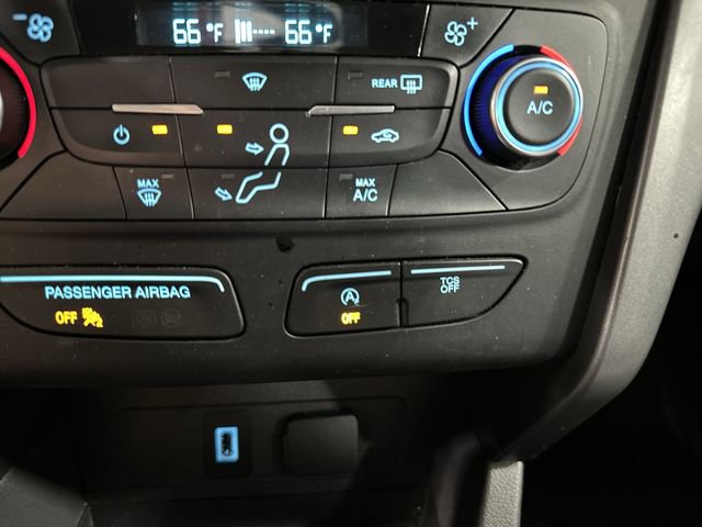 Used 2017 Ford Escape SE FWD image 30