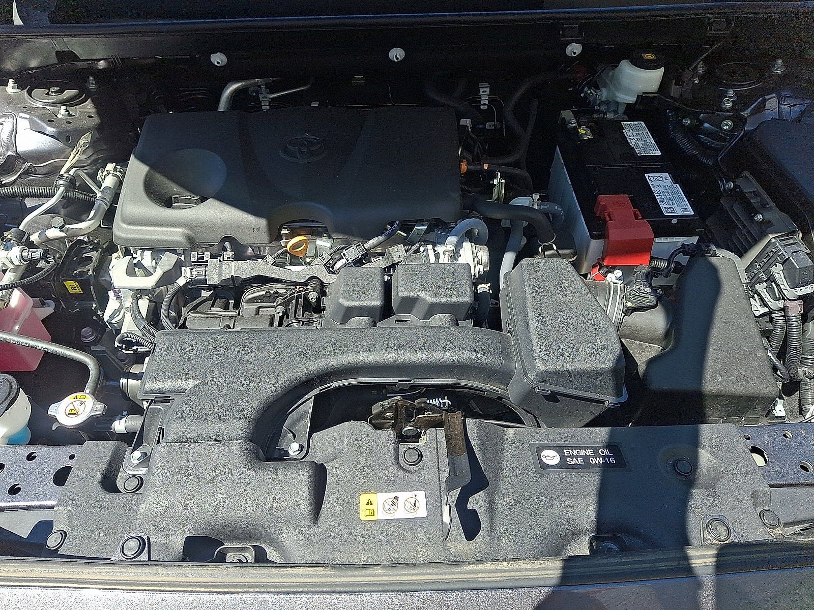 Used 2024 Toyota RAV4 XLE w/ Convenience Package FWD image 28