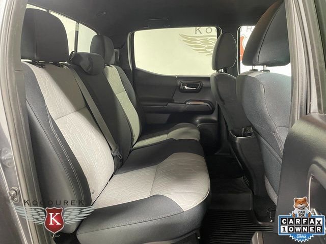 Used 2021 Toyota Tacoma TRD Off-Road image 22