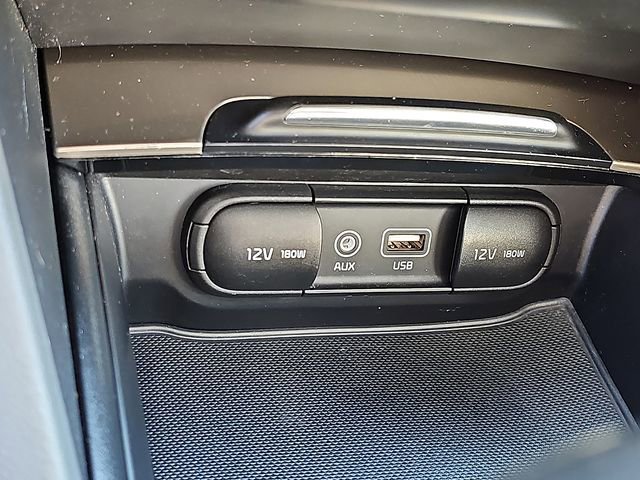 Used 2017 Kia Optima EX w/ Technology Package image 26