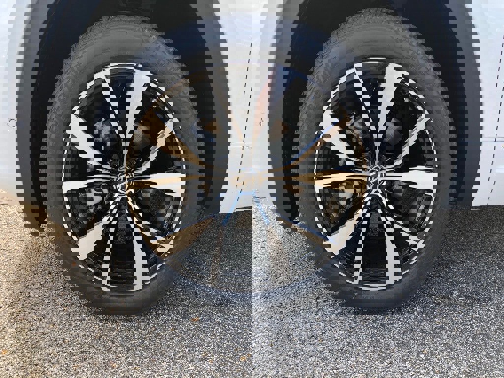 New 2025 Volkswagen Atlas SEL Premium R-Line image 9