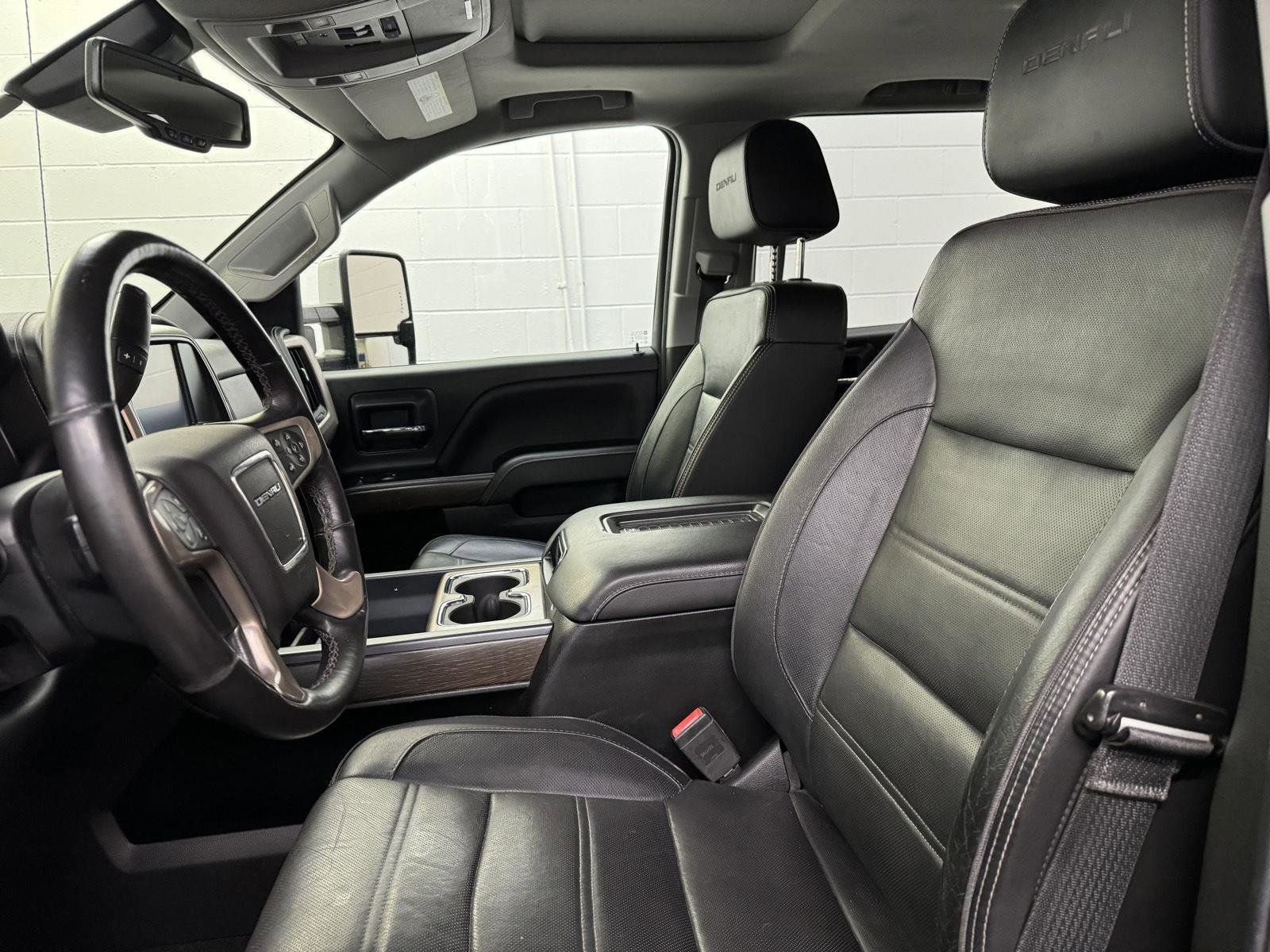 Used 2018 GMC Sierra 2500 Denali w/ Duramax Plus Package image 12